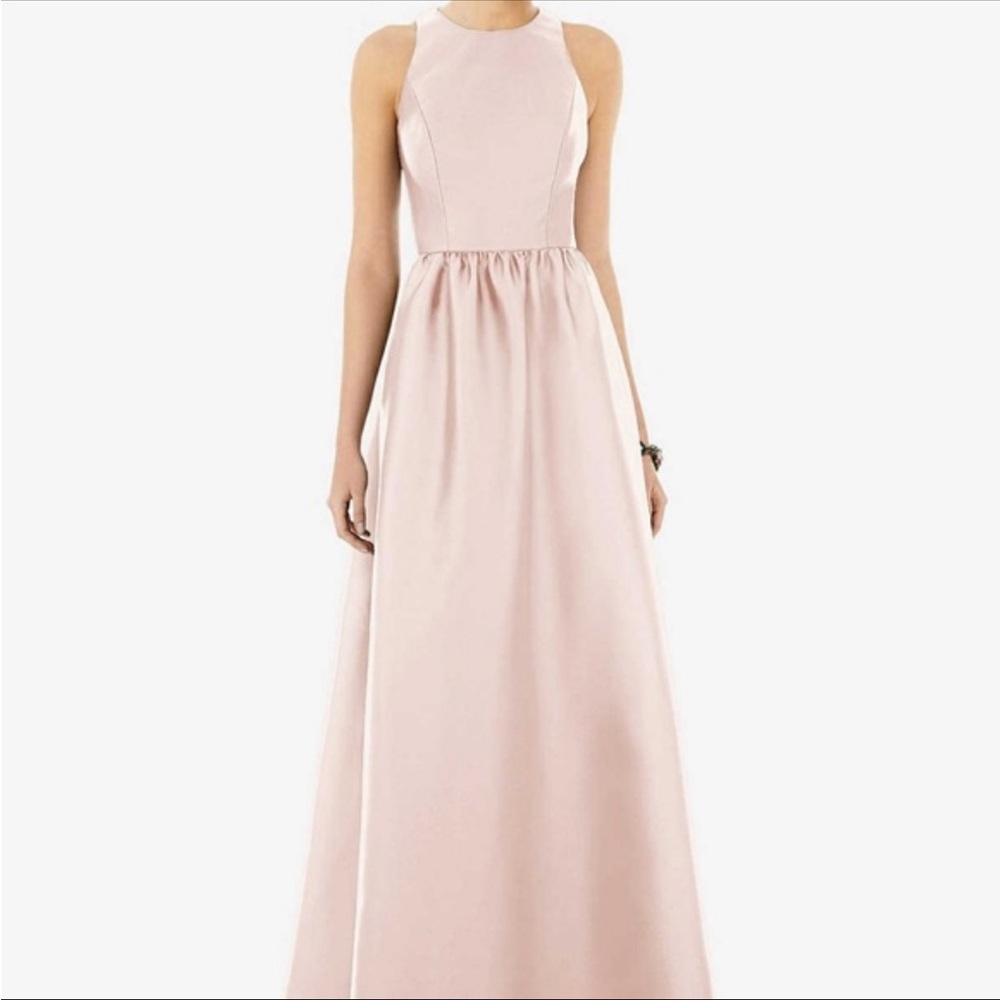 Alfred Sung Gown